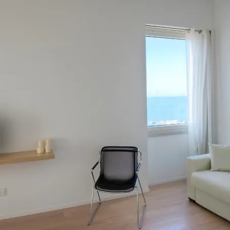 Moma Private Alojamento de Acomodação e Pequeno-almoço 2*